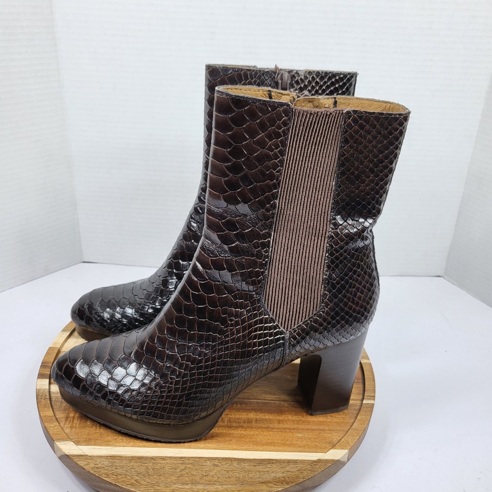 Donald Pliner Zelda Ankle Boots Women 8M Brown Snakeskin Platform Heel